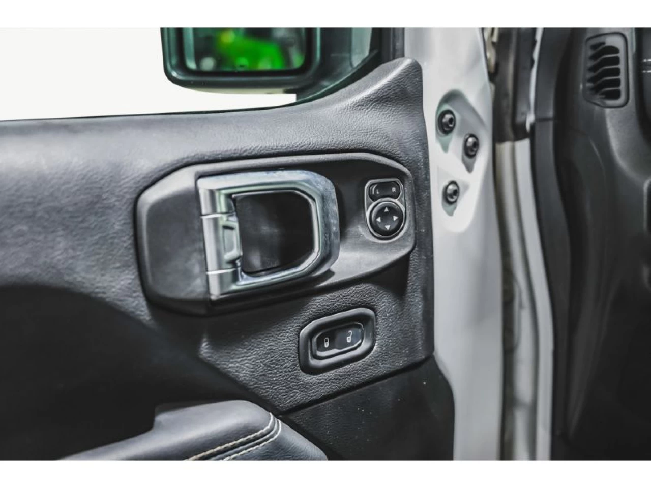 2021 Jeep Wrangler 4XE Unlimited Sahara 4X4 SKY ONE-TOUCH COLD WEATHE Image principale