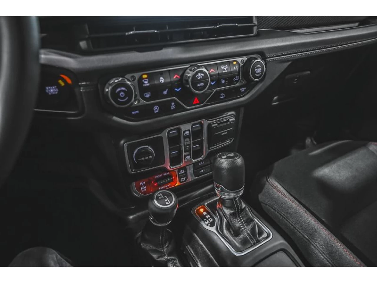 2024 Jeep Wrangler Rubicon 4 Door 4x4 V6 Main Image