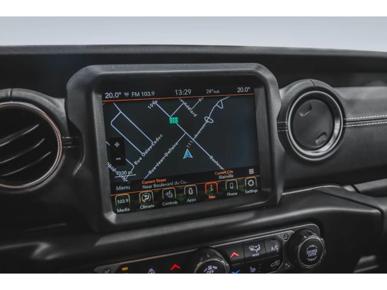 2023 Jeep Wrangler 4xe Sahara 4x4 TOIT SKY ONE-TOUCH Image principale