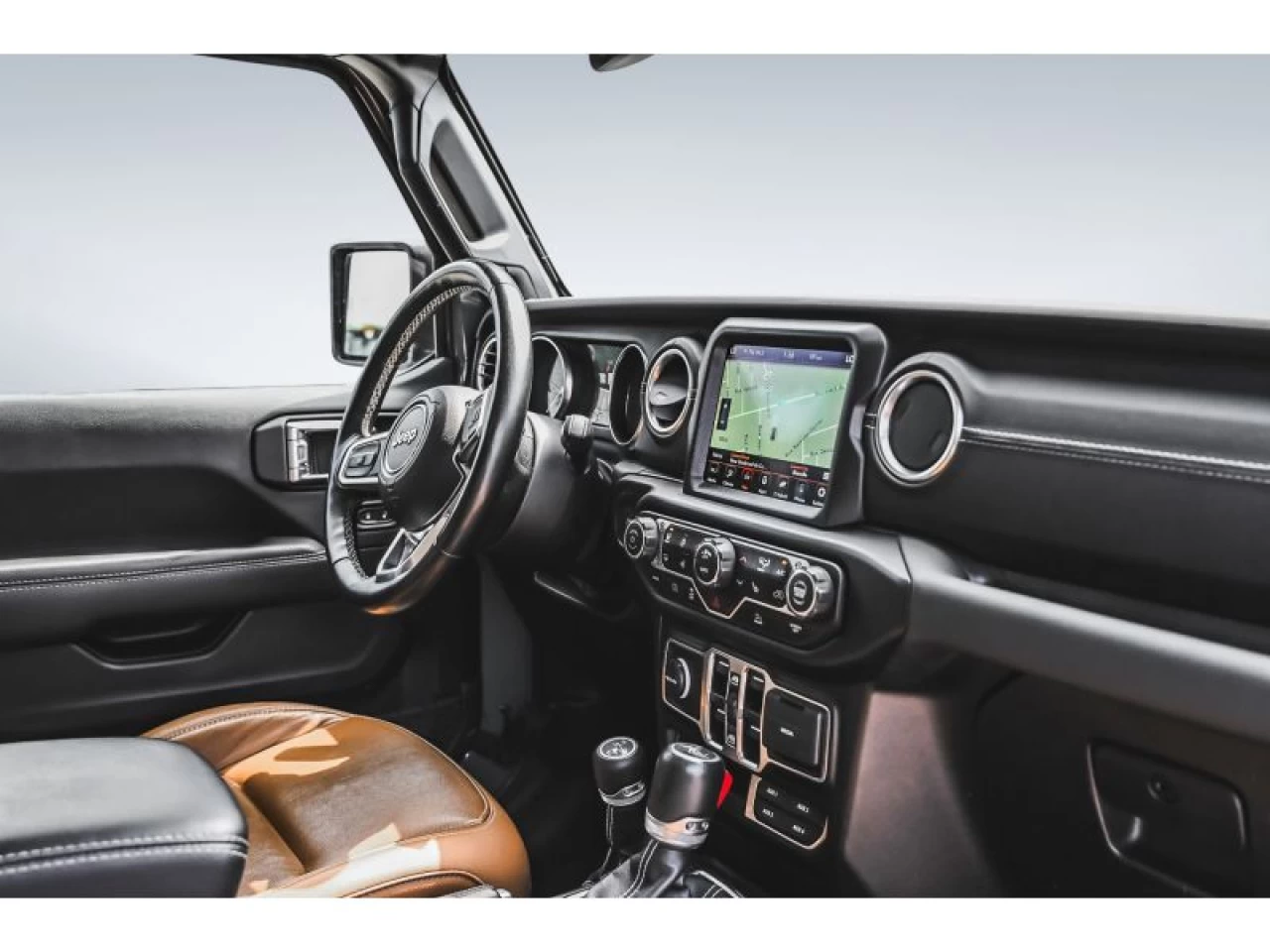 2022 Jeep Wrangler 4XE Sahara 4X4 GROUPE TEMPS FROID ATTELAGE REMORQU Image principale