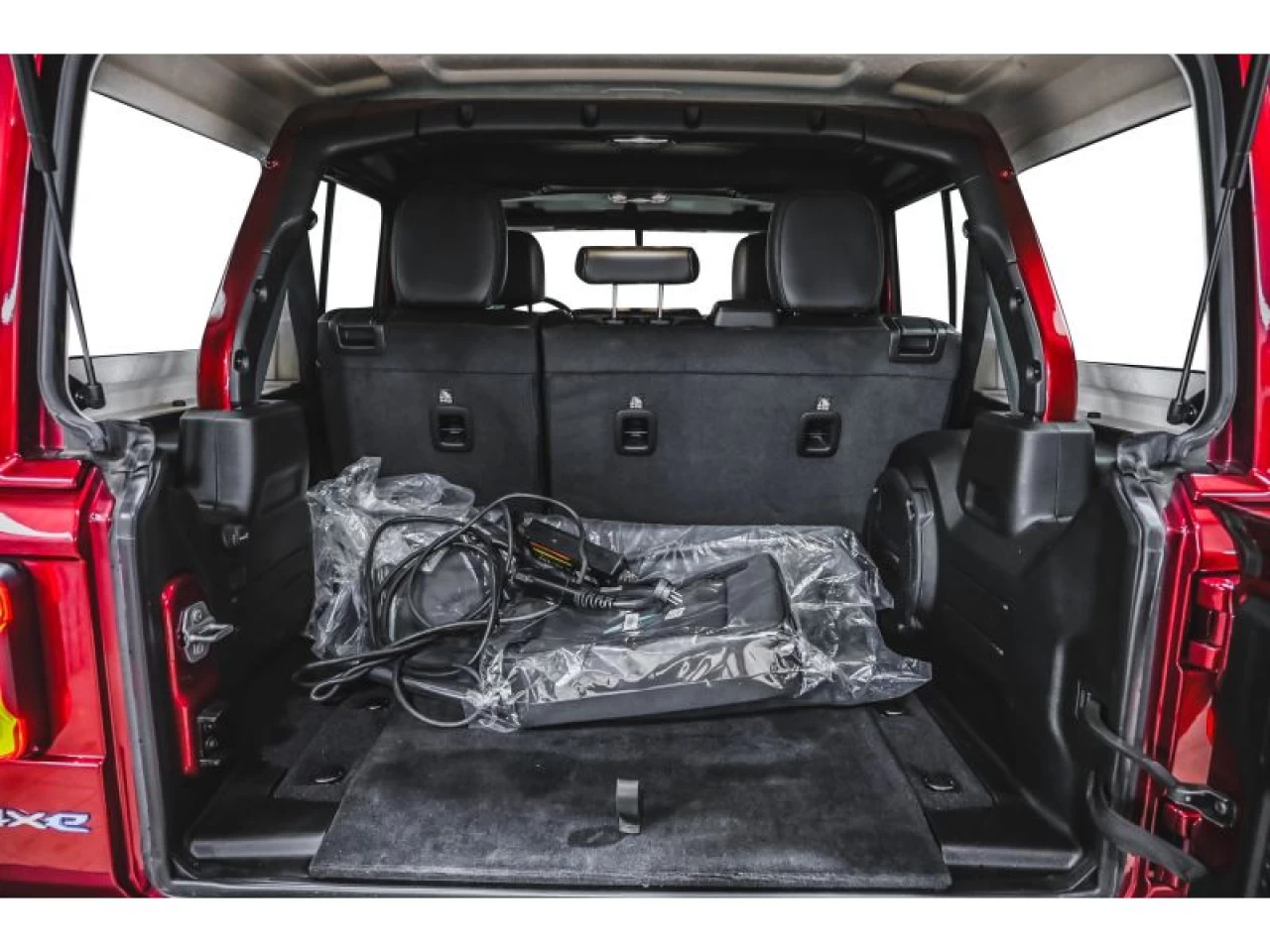 2021 Jeep Wrangler 4XE Unlimited Sahara 4x4 TRAILER TOW GROUP CUIR Image principale