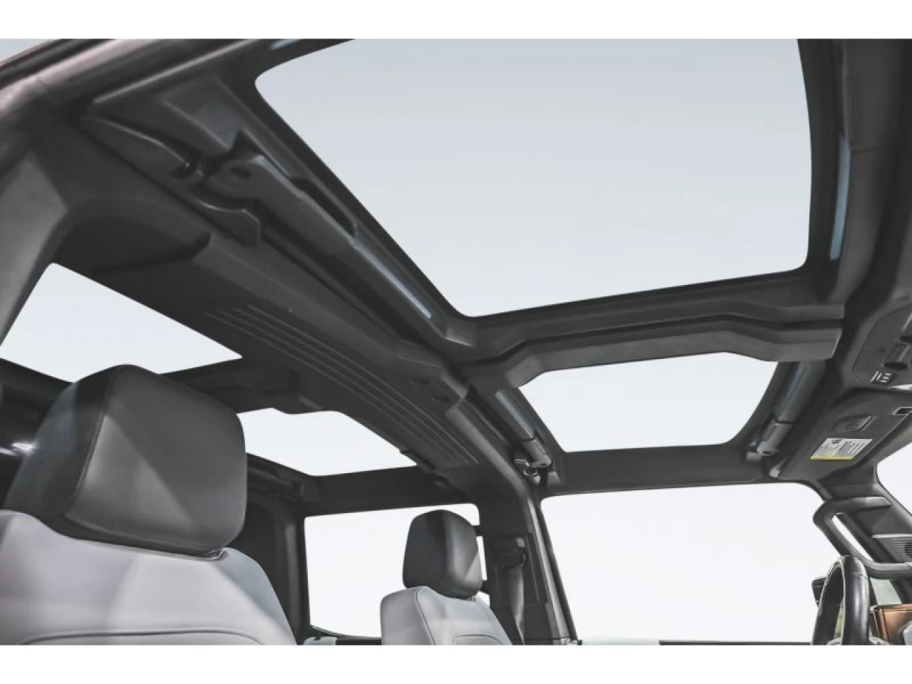 2024 GMC HUMMER EV SUV e4WD 4dr 3X Image principale
