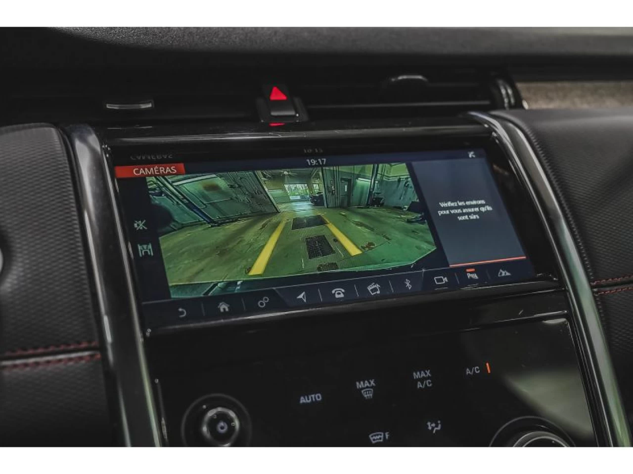 2020 Land Rover DISCOVERY SPORT R-Dynamic SE 4WD Main Image