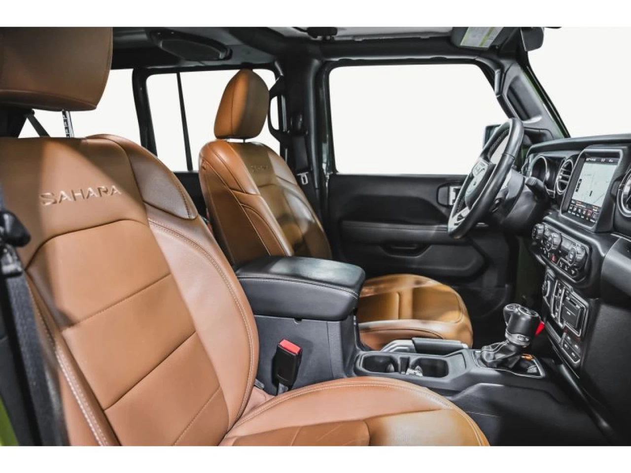 2021 Jeep Wrangler 4XE Unlimited Sahara 4x4 GROUPE REMORQUAGE Image principale