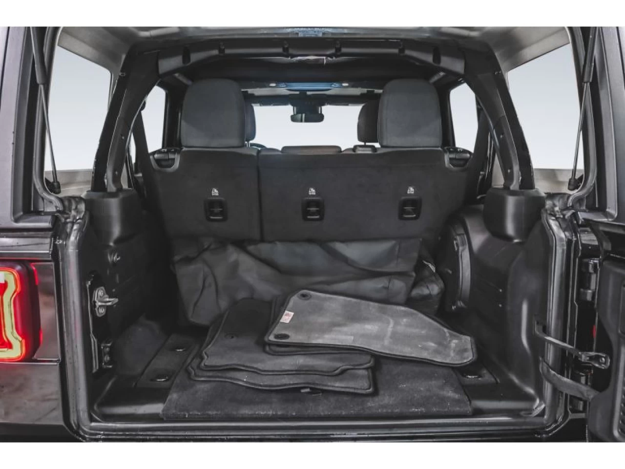 2024 Jeep Wrangler Rubicon 4 Door 4x4 V6 Main Image