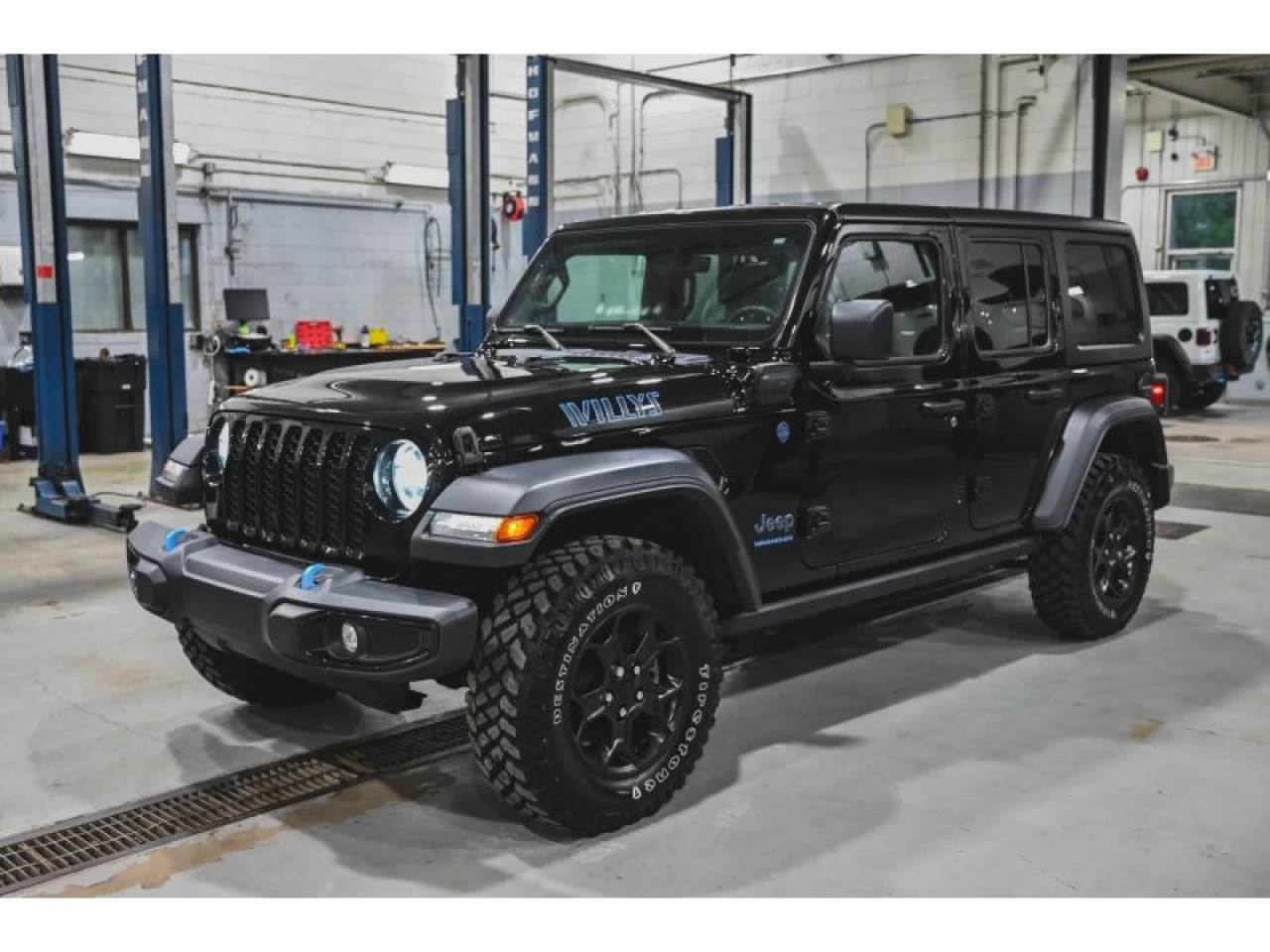 2023 Jeep Wrangler 4XE Willys 4X4 GROUPE REMORQUAGE ET TEMPS FROID Image principale