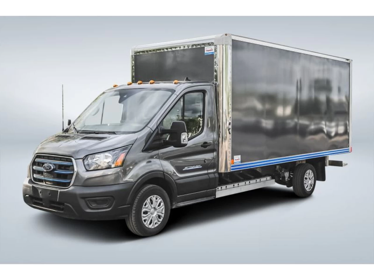 2023 Ford TRANSIT T-350 RWD SRW 178" WB 9500 GVWR AVEC BOÎTE TRANSIT Main Image