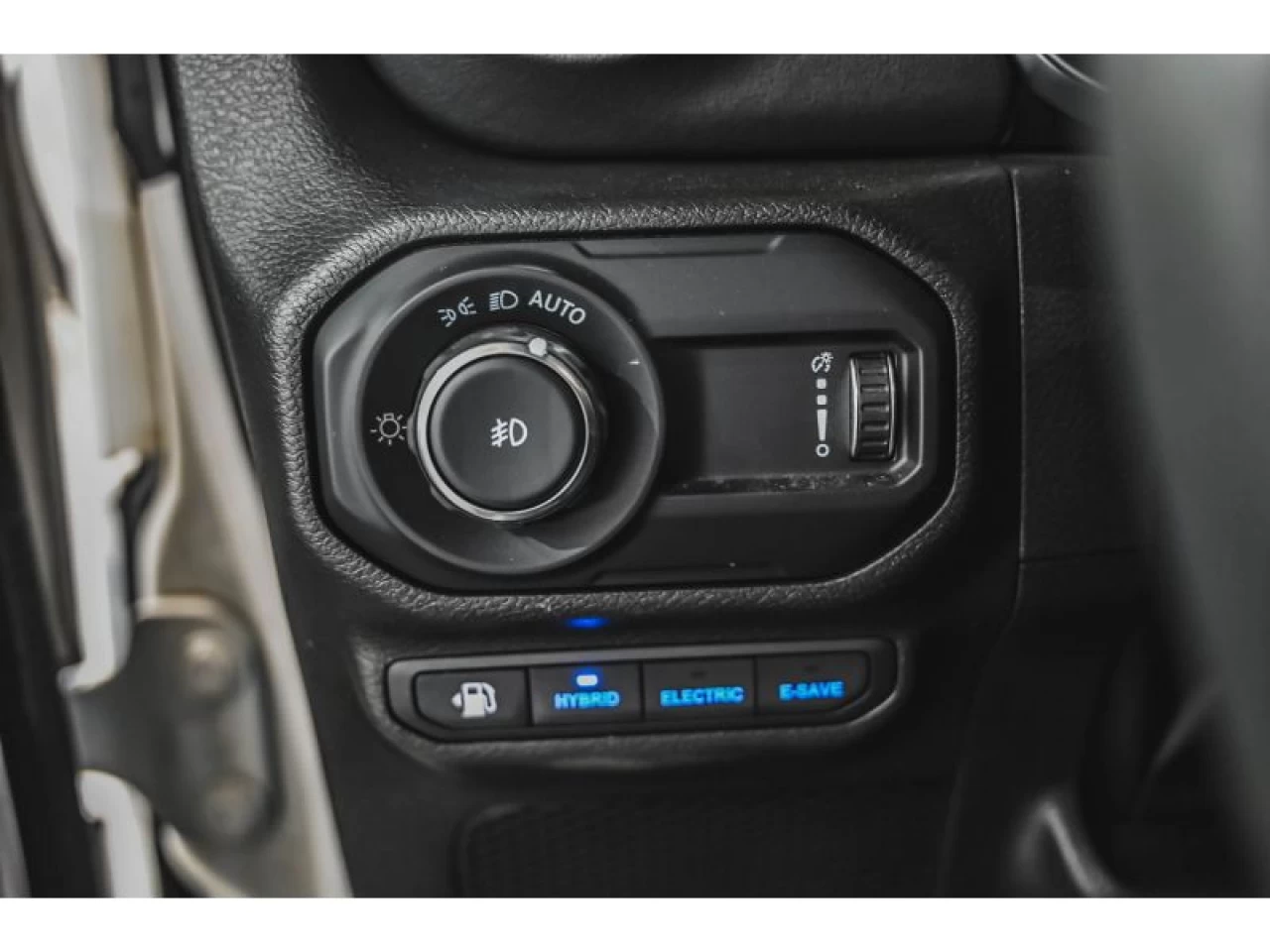 2023 Jeep Wrangler 4XE Rubicon CUIR GROUPE REMORQUAGE Image principale