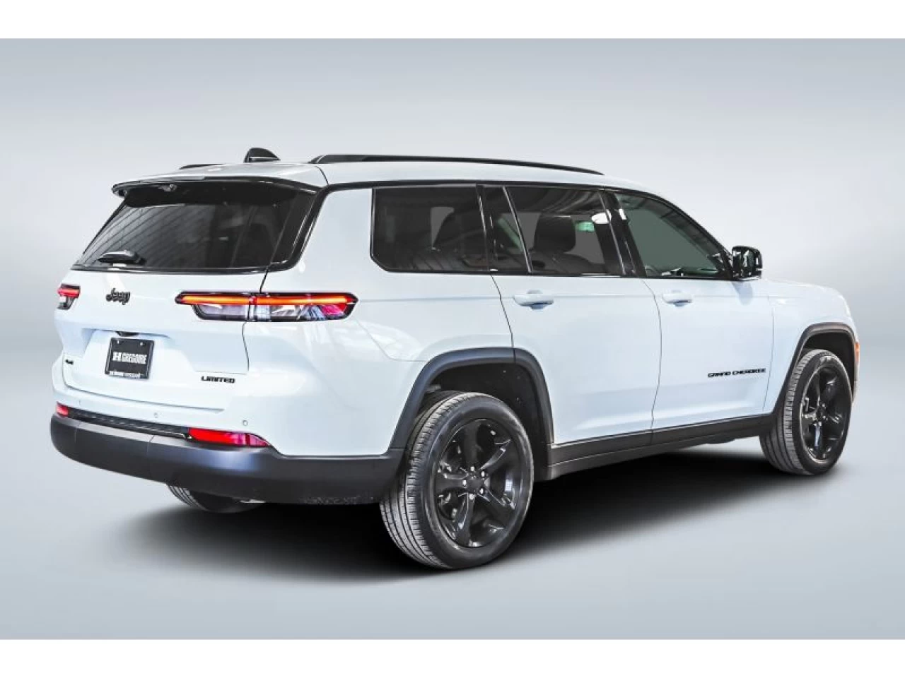 2024 Jeep Grand Cherokee L Limited 4x4 LUXURY TECH 2 BLACK APPEARANCE PCK Image principale