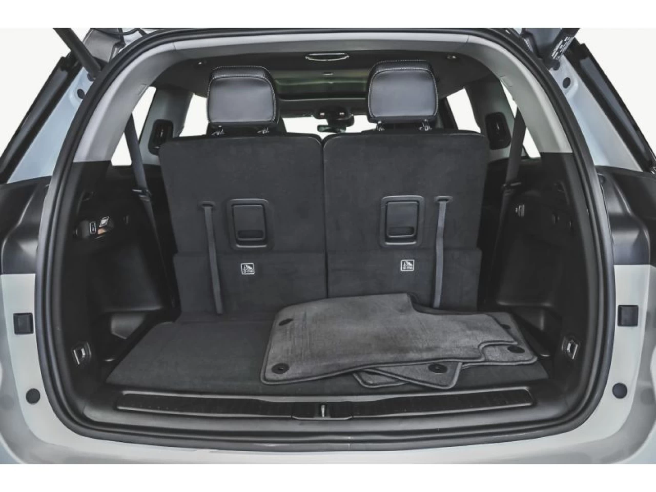 2024 Jeep Grand Cherokee L Limited 4x4 LUXURY TECH 2 BLACK APPEARANCE PCK Image principale