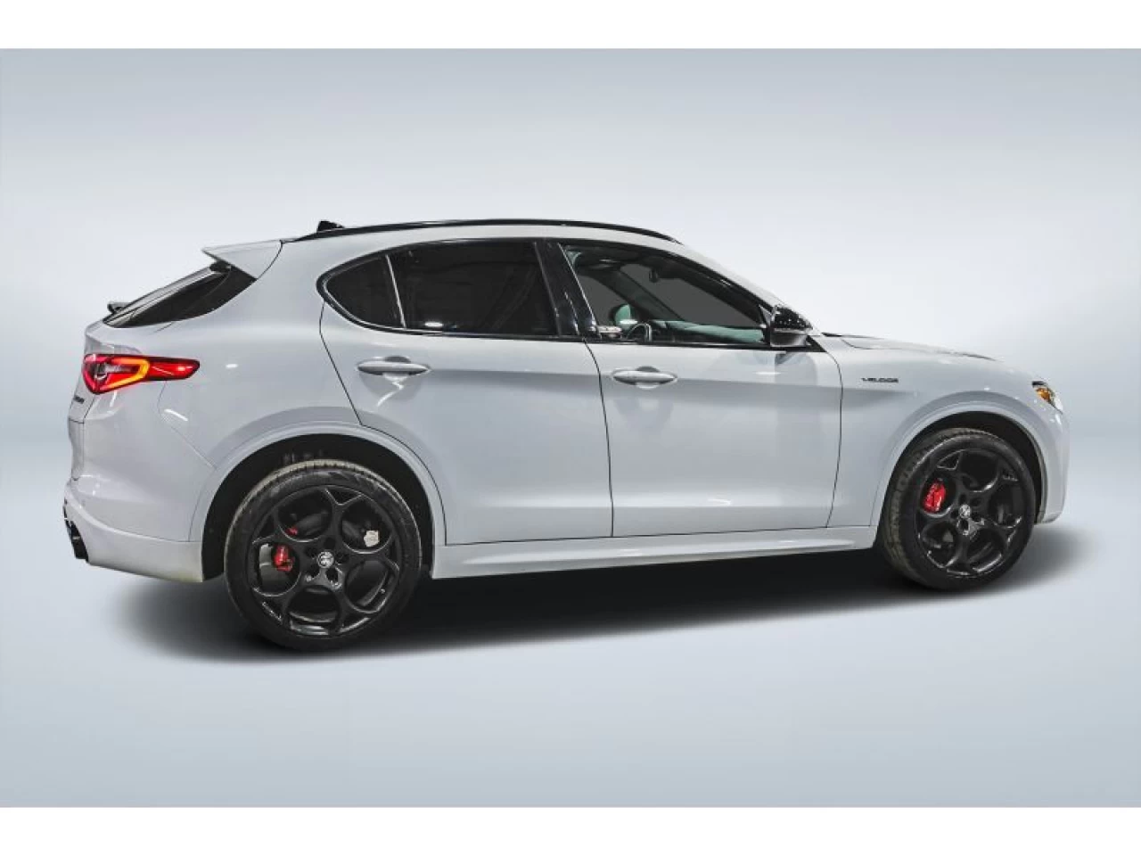 2022 Alfa Romeo Stelvio Veloce AWD Image principale