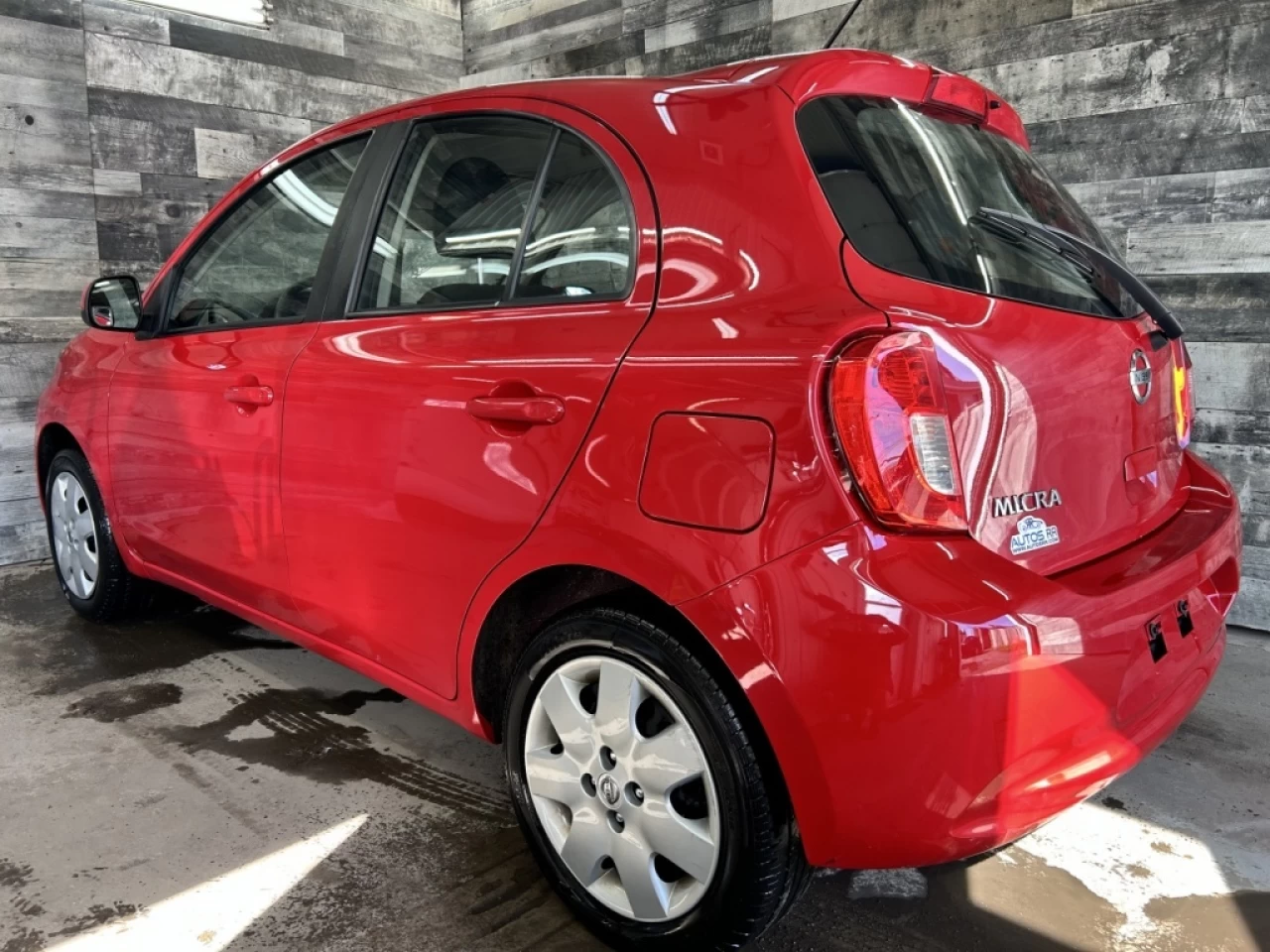 2017 Nissan Micra S AUTO A/C BLUETOOTH **APPROUVÉE 99,9%** Main Image