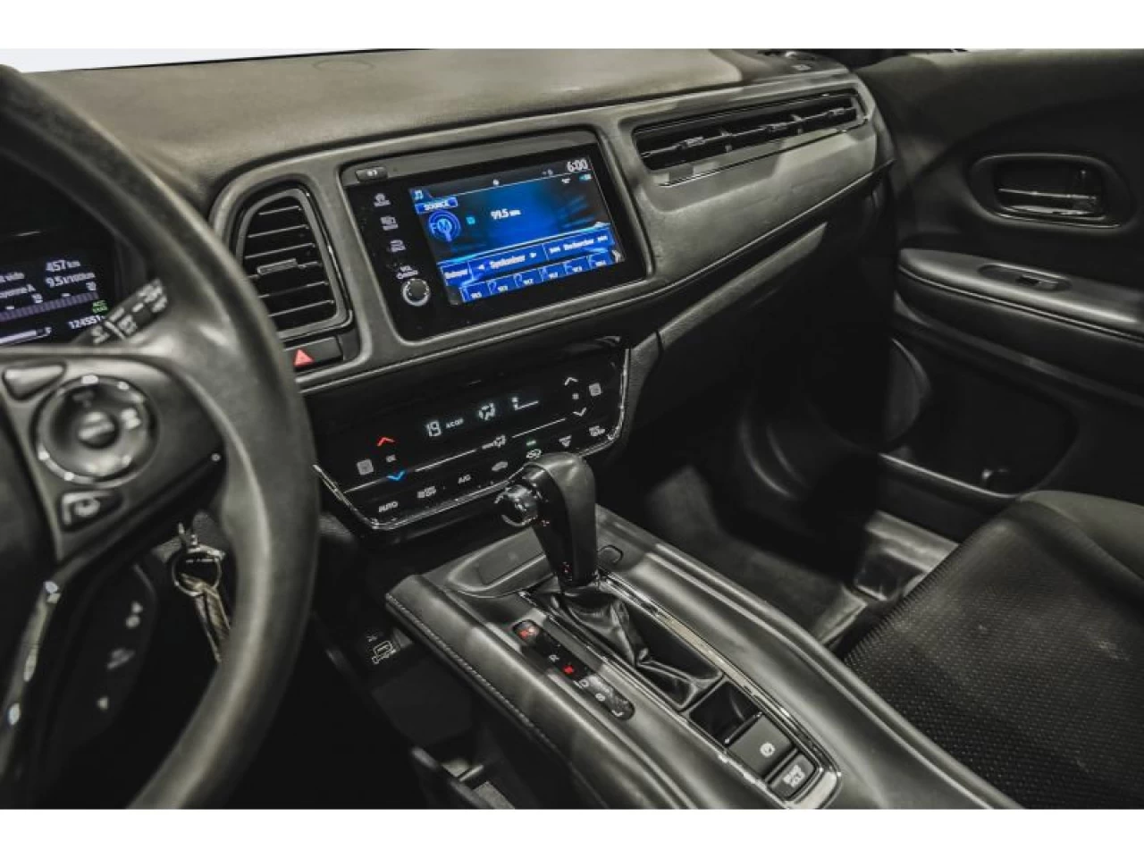 2019 Honda HR-V LX AWD CVT Main Image