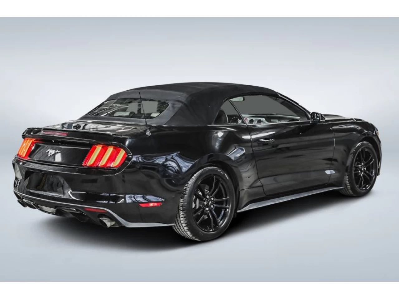 2015 Ford Mustang 2dr Conv EcoBoost Premium Main Image