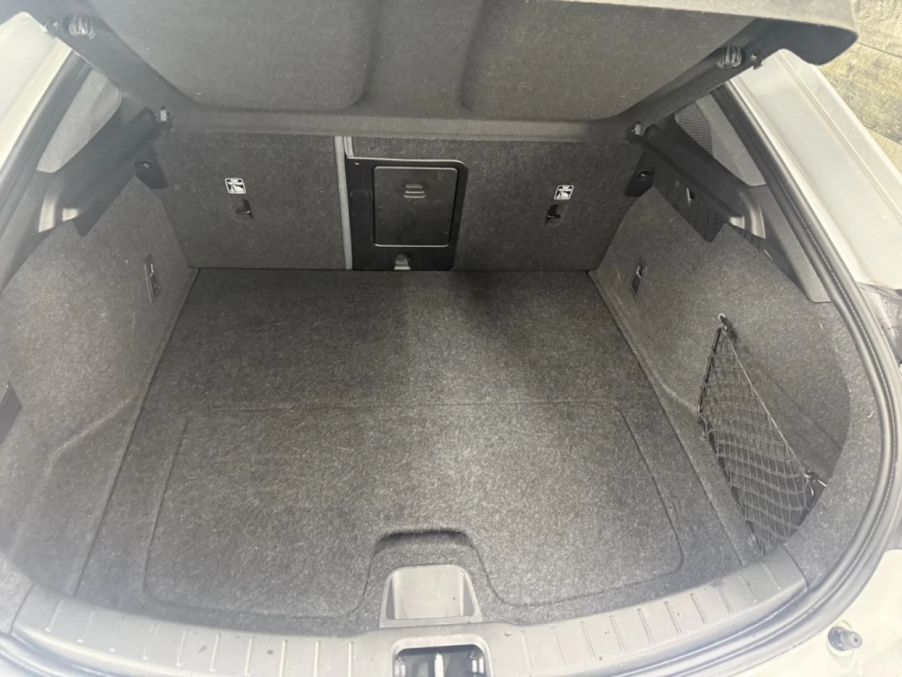 2023 Polestar 2 PLUS LONG RANGE DUAL MOTOR AWD**APPROUVÉ À 99.9%** Image principale