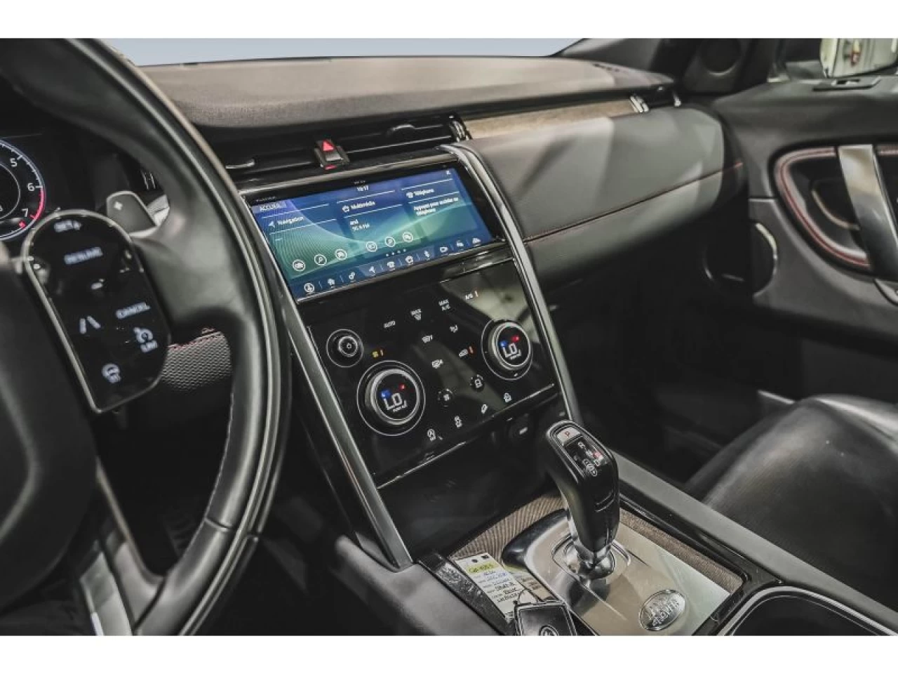 2020 Land Rover DISCOVERY SPORT R-Dynamic SE 4WD Main Image