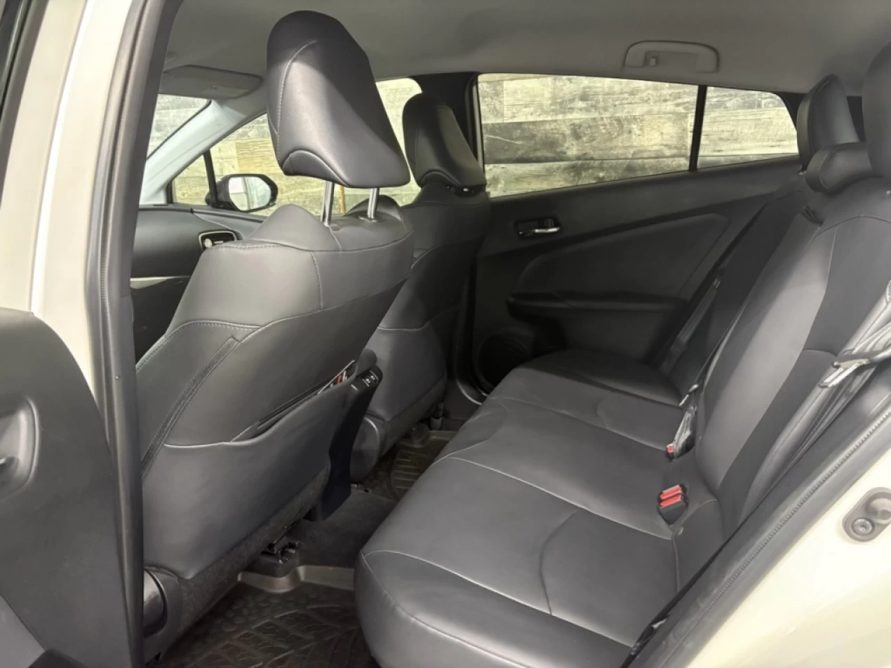 2019 Toyota Prius hybrid Technology AWD navigation sieges chauffant Main Image