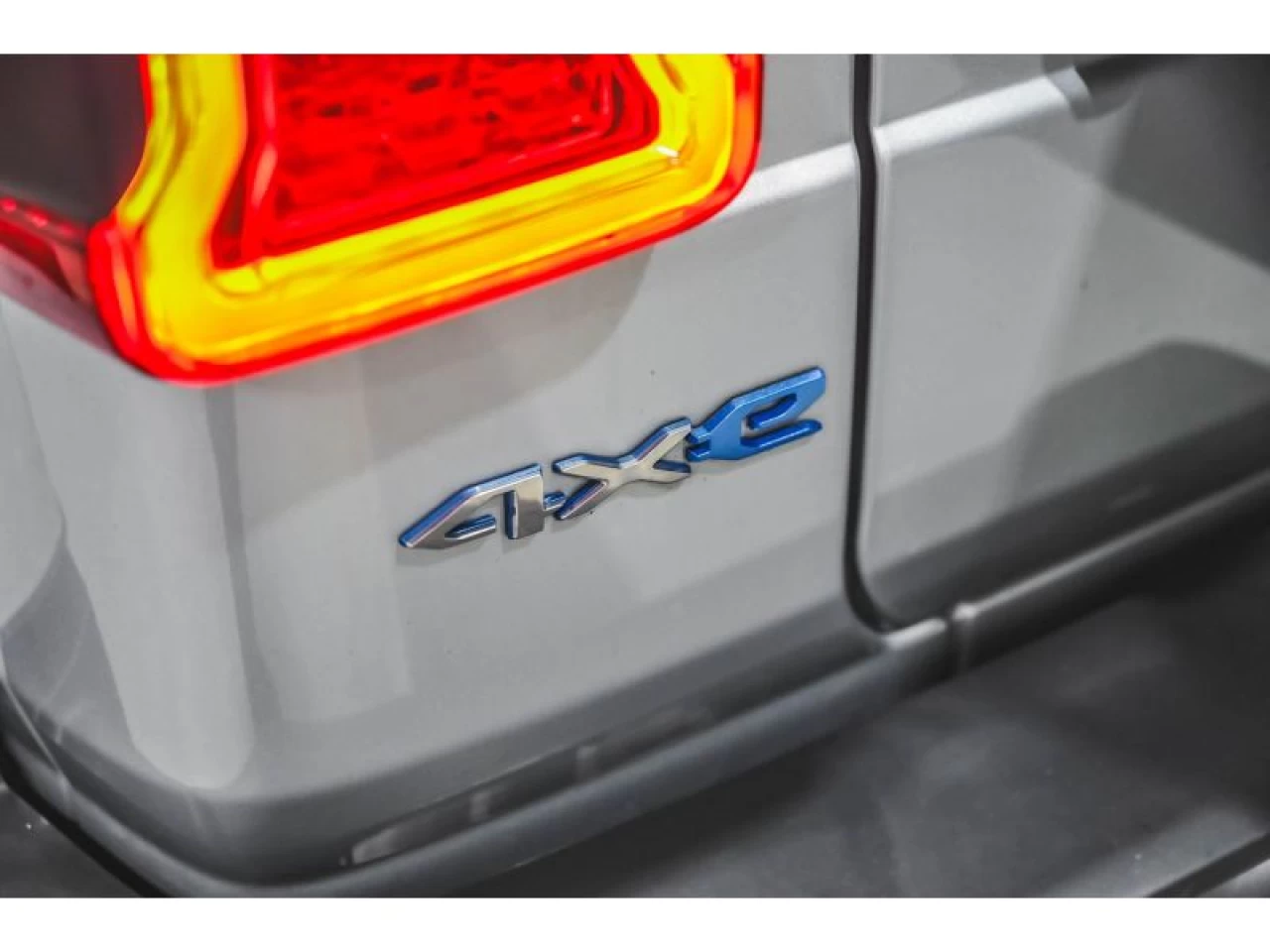 2023 Jeep Wrangler 4xe Sahara 4x4 TOIT SKY ONE-TOUCH Image principale