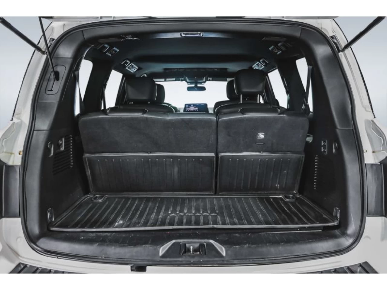 2024 Nissan Armada 4x4 SL MIDNIGHT EDITION CUIR TOIT 400HP Image principale