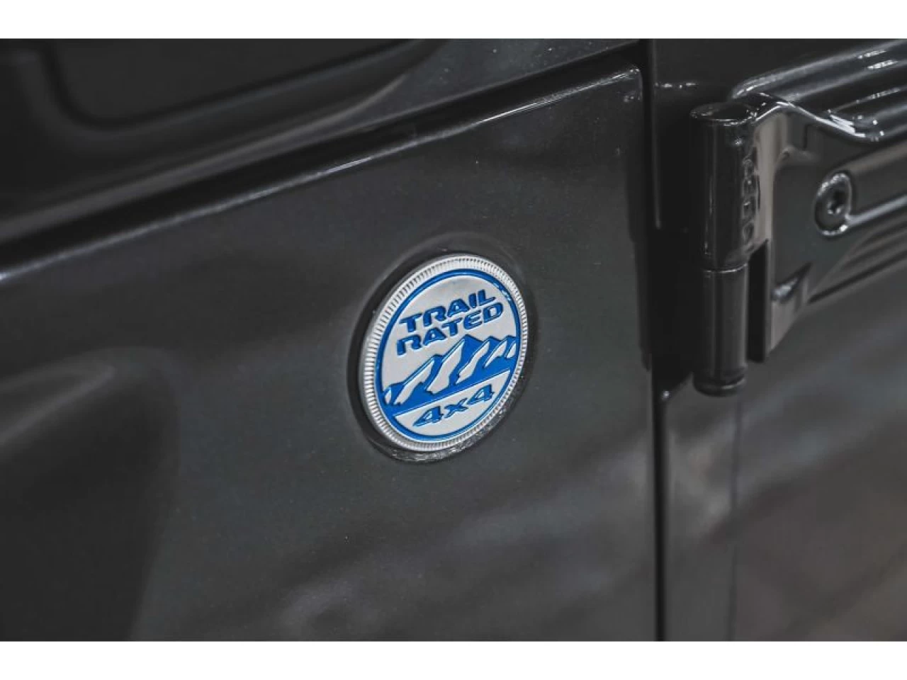 2021 Jeep Wrangler 4xe Unlimited Sahara 4x4 GR. TEMPS ENS REMORQUAGE Image principale