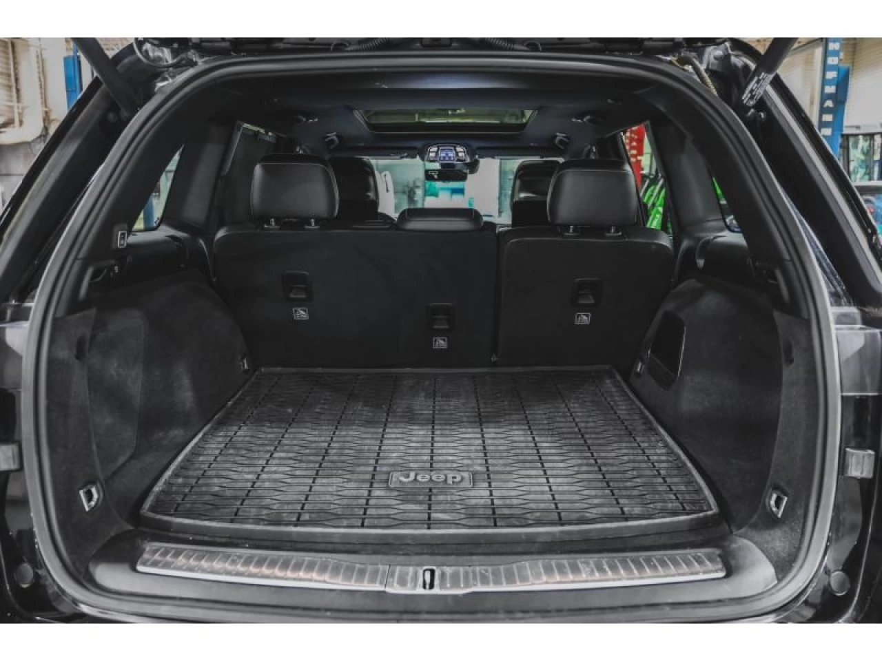 2023 Jeep Grand Cherokee 4xe Overland 4X4 Image principale