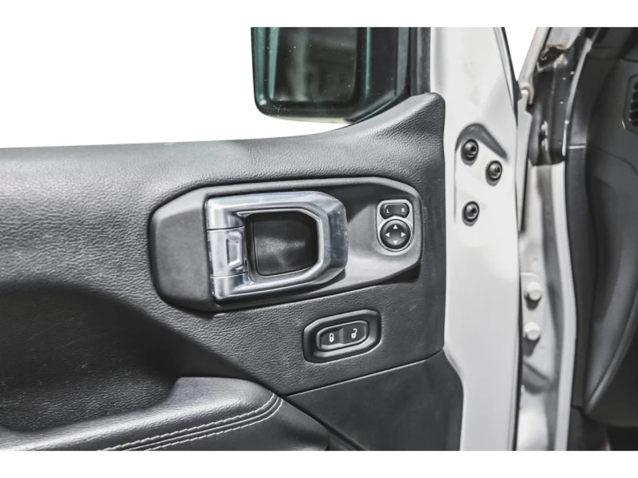 2021 Jeep Wrangler 4XE Unlimited Sahara 4x4 TRAILER TOW GROUP CUIR Main Image
