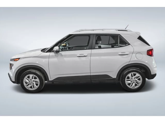 Hyundai Venue Preferred IVT 2025
