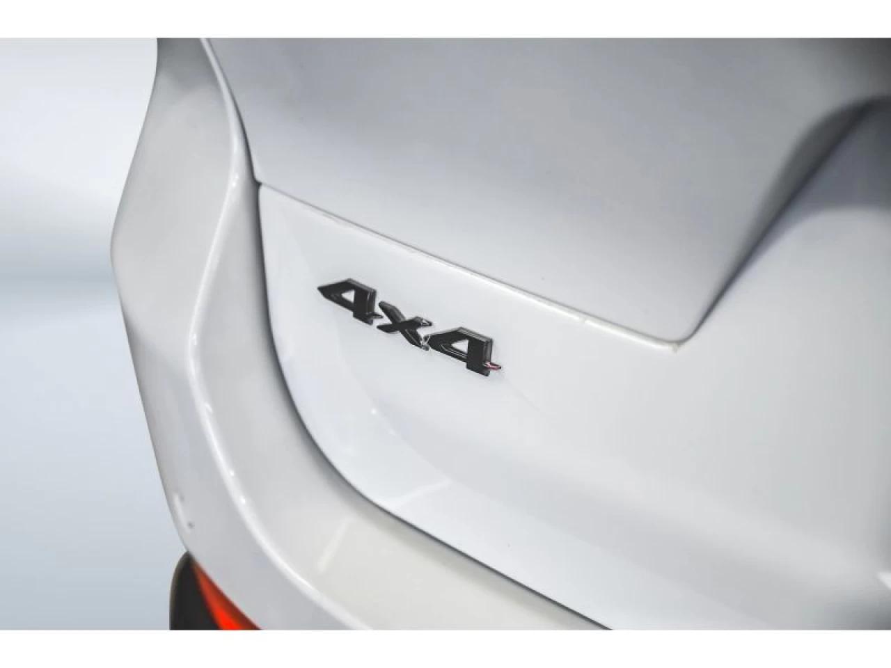 2024 Jeep Grand Cherokee L Limited 4x4 LUXURY TECH 2 BLACK APPEARANCE PCK Image principale