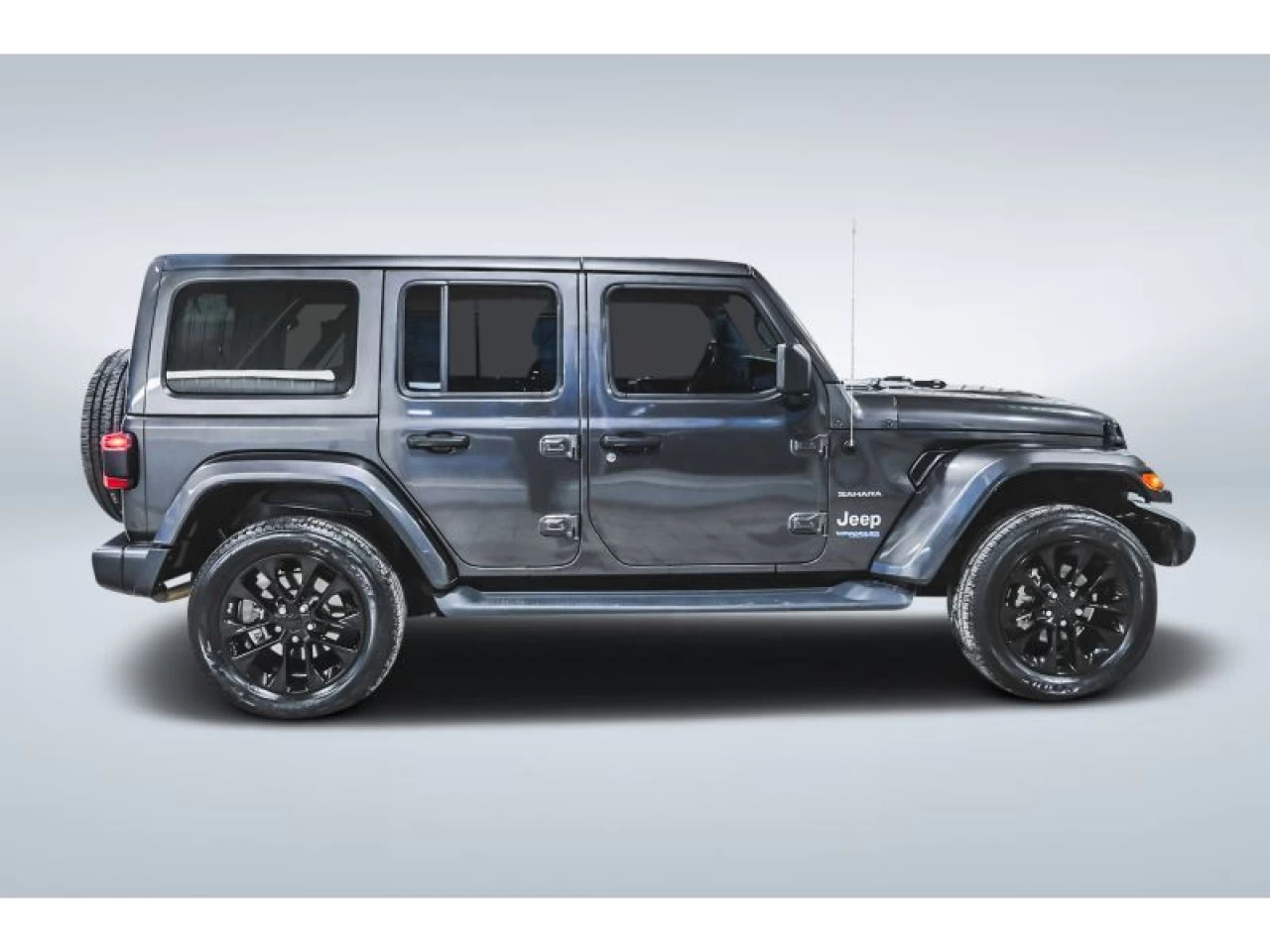 2021 Jeep Wrangler 4xe Unlimited Sahara 4x4 GR. TEMPS ENS REMORQUAGE Image principale