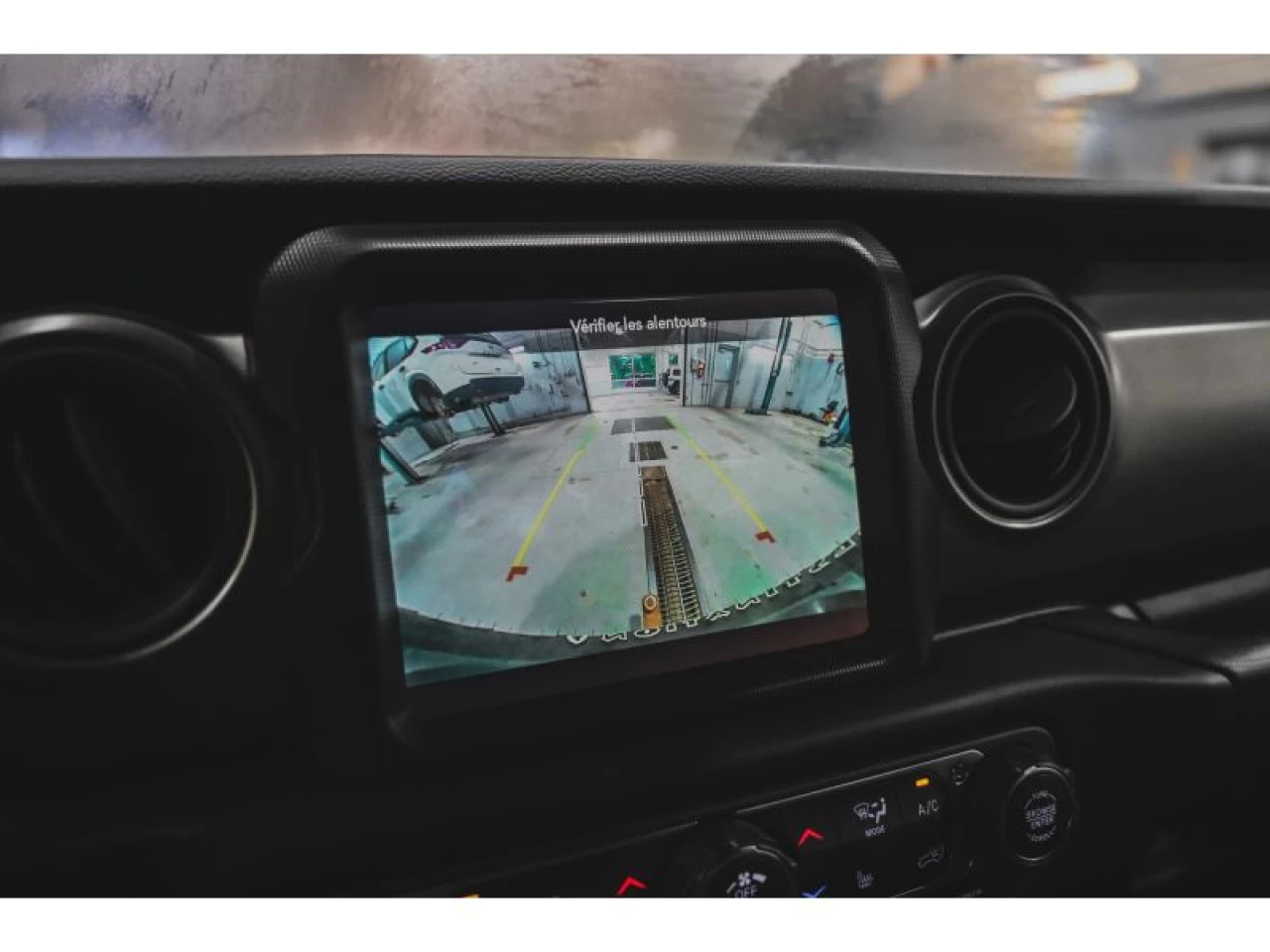 2023 Jeep Wrangler 4XE Willys 4X4 GROUPE REMORQUAGE ET TEMPS FROID Image principale