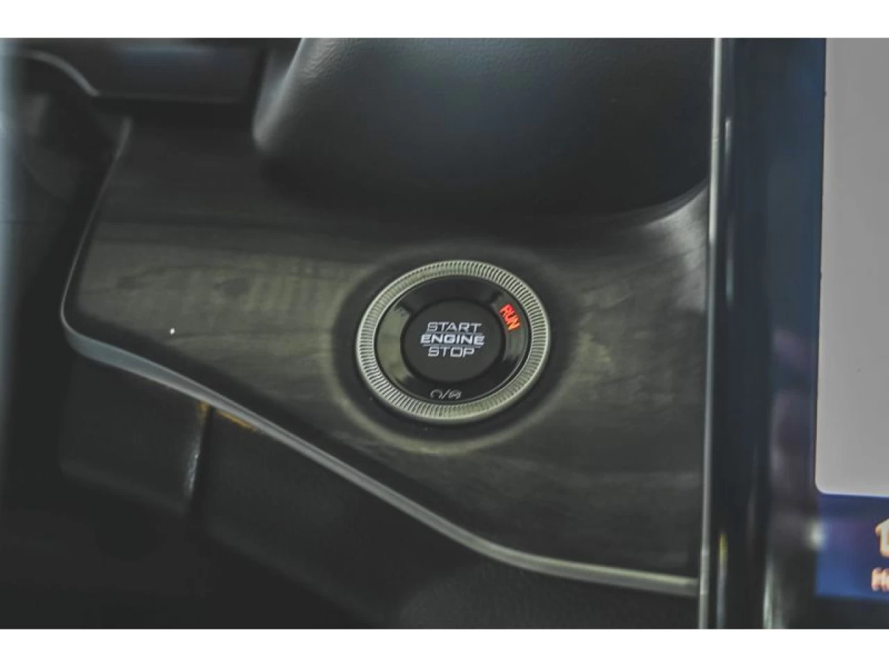 2024 Jeep Grand Cherokee L Limited 4x4 LUXURY TECH 2 BLACK APPEARANCE PCK Image principale