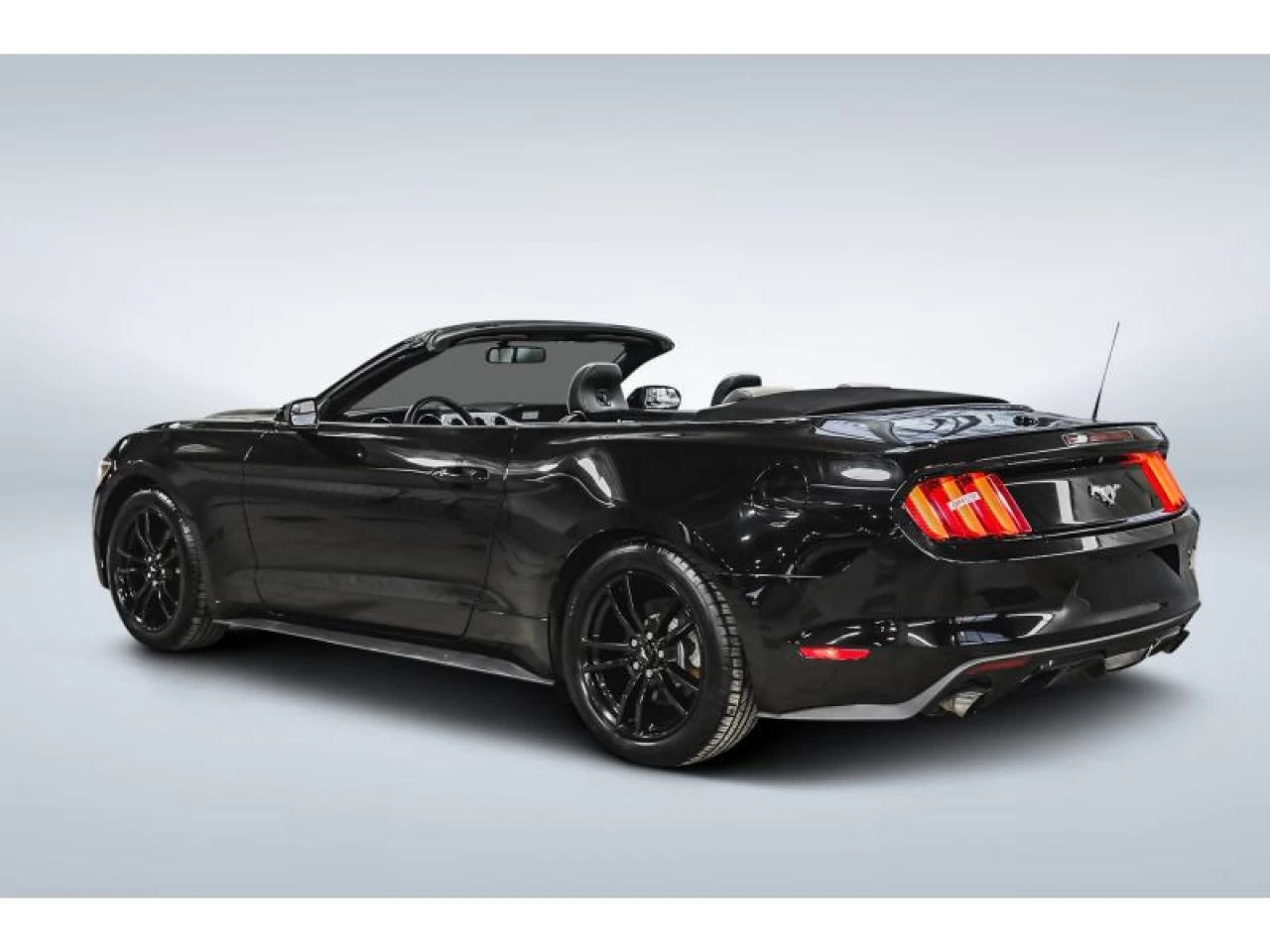 2015 Ford Mustang 2dr Conv EcoBoost Premium Main Image