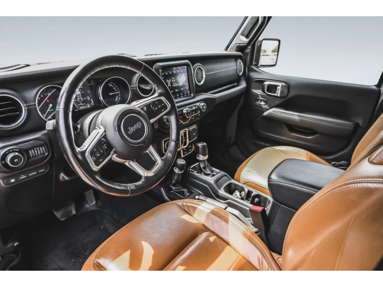 2022 Jeep Wrangler 4XE Sahara 4X4 GROUPE TEMPS FROID ATTELAGE REMORQU Main Image