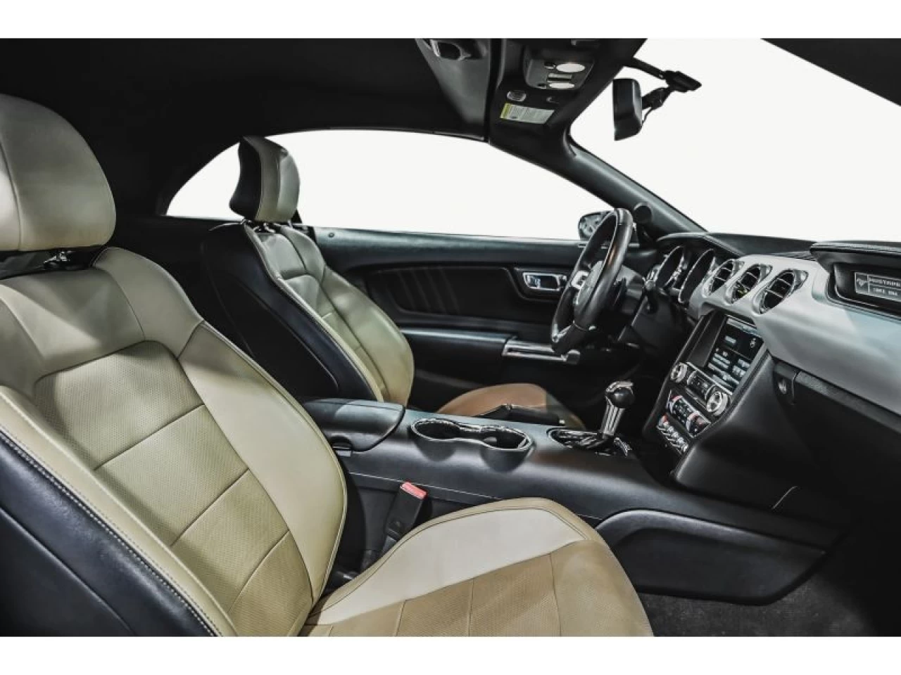 2015 Ford Mustang 2dr Conv EcoBoost Premium Main Image