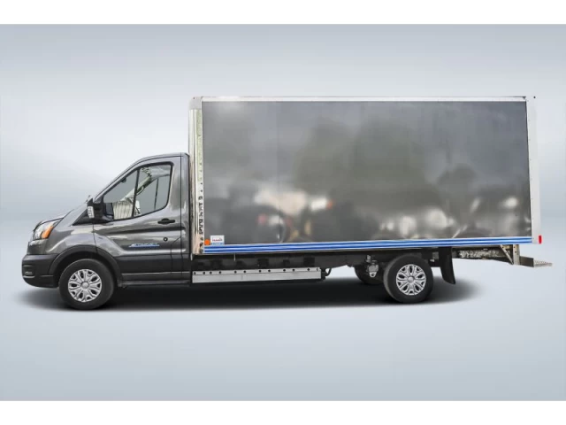 Ford TRANSIT T-350 RWD SRW 178" WB 9500 GVWR AVEC BOÎTE TRANSIT 2023