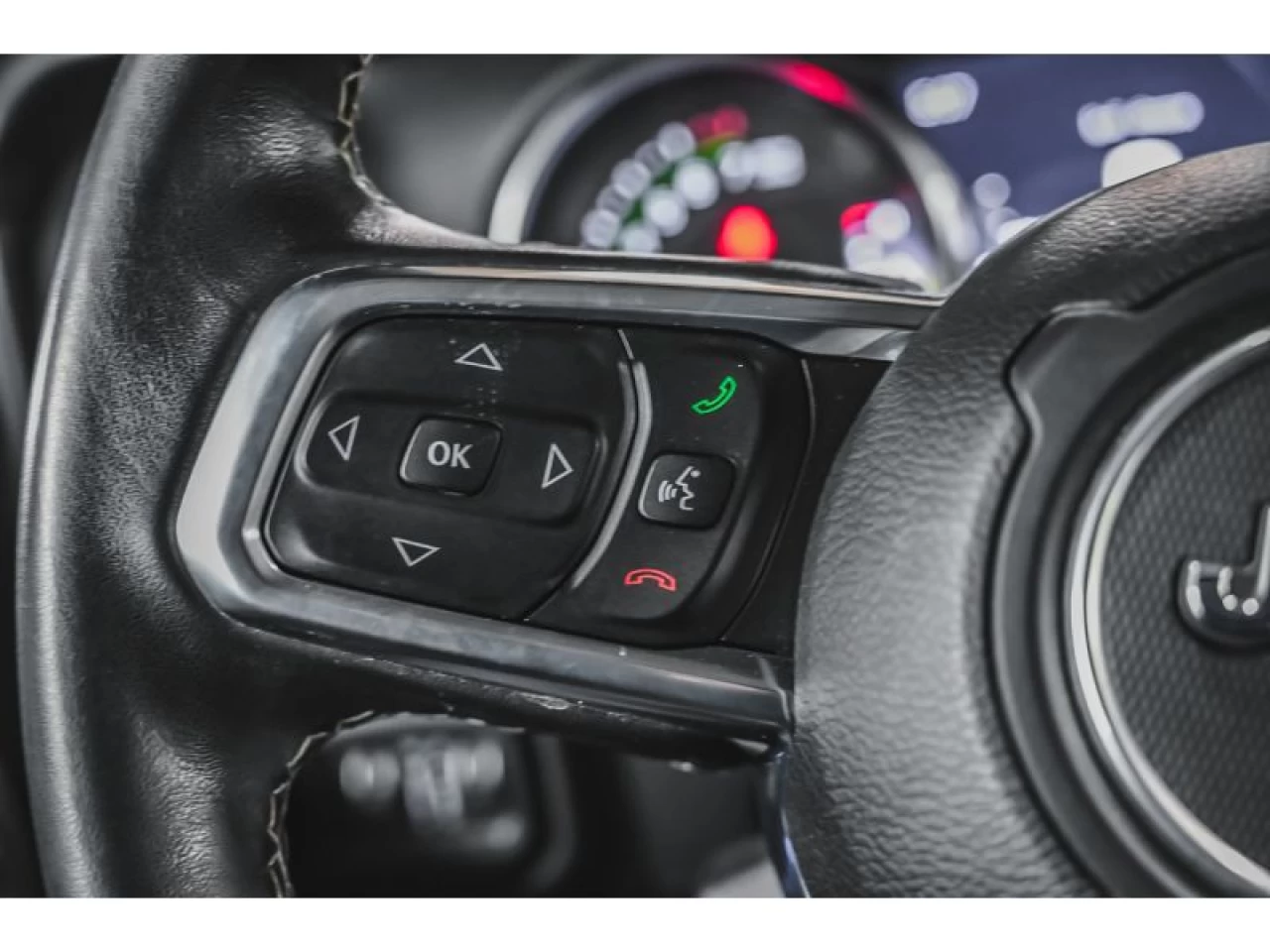 2021 Jeep Wrangler 4XE Unlimited Sahara 4x4 GROUPE REMORQUAGE Image principale
