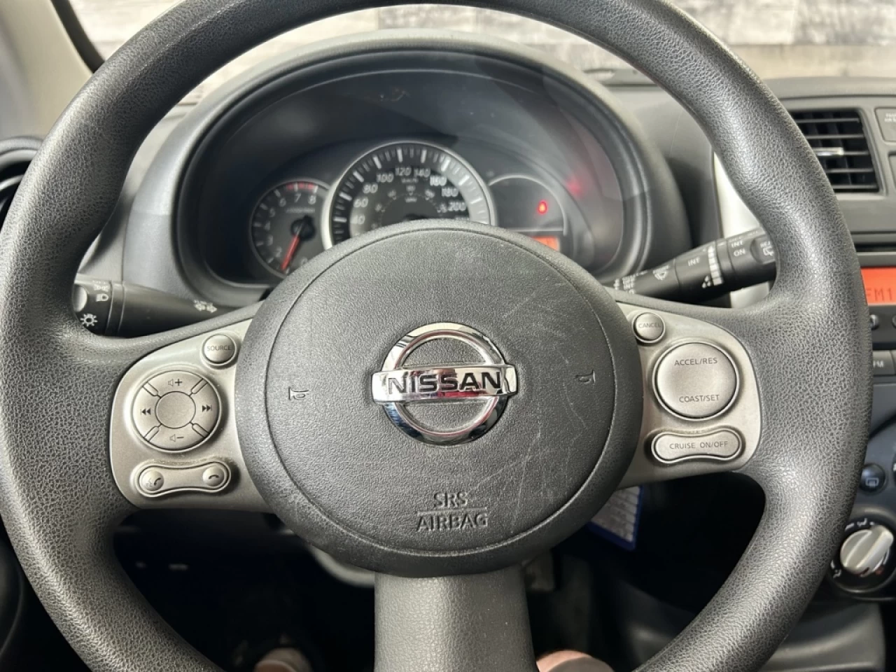 2017 Nissan Micra S AUTO A/C BLUETOOTH **APPROUVÉE 99,9%** Main Image