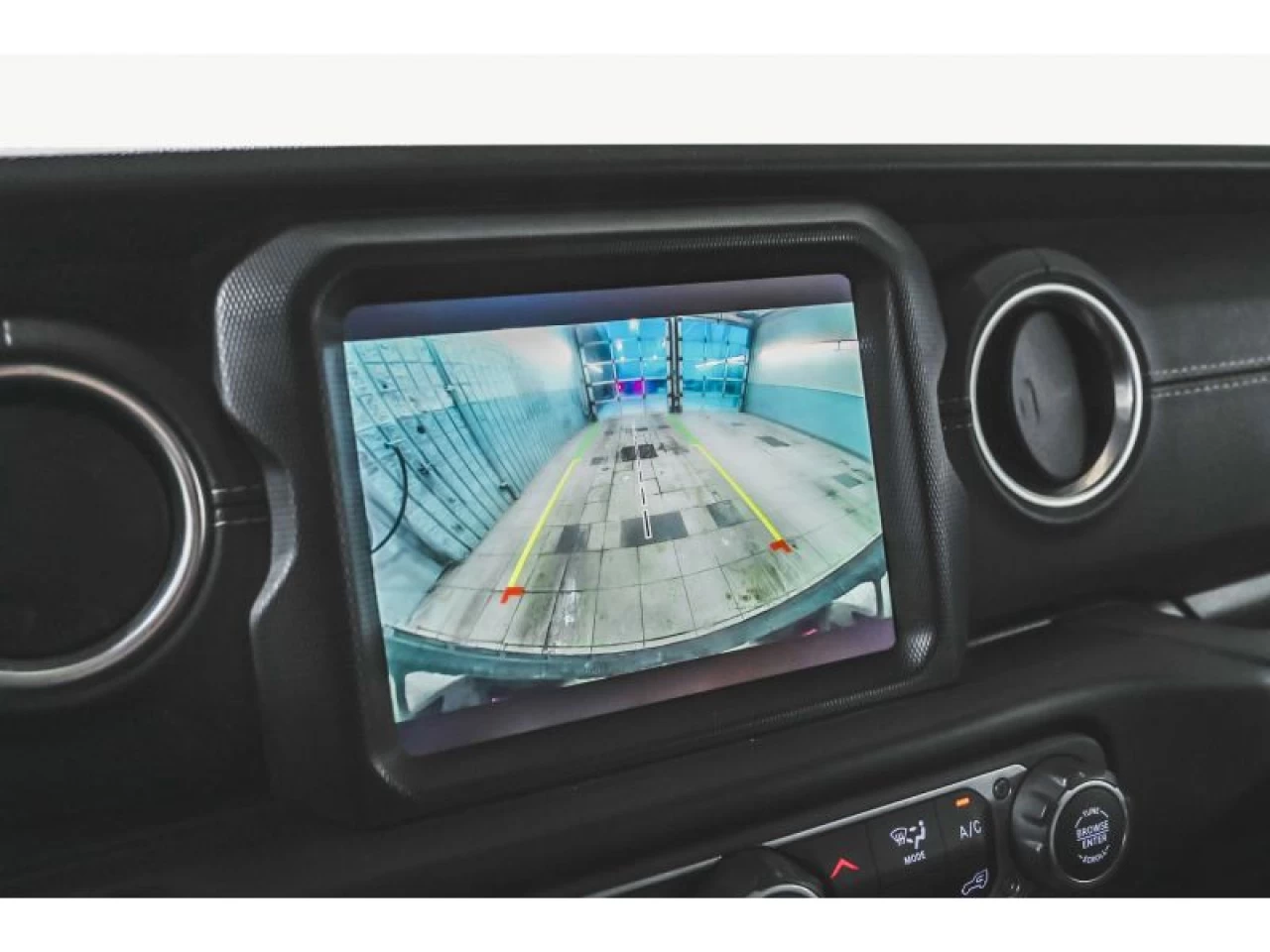 2021 Jeep Wrangler 4xe Unlimited Sahara 4x4 GR. TEMPS ENS REMORQUAGE Image principale