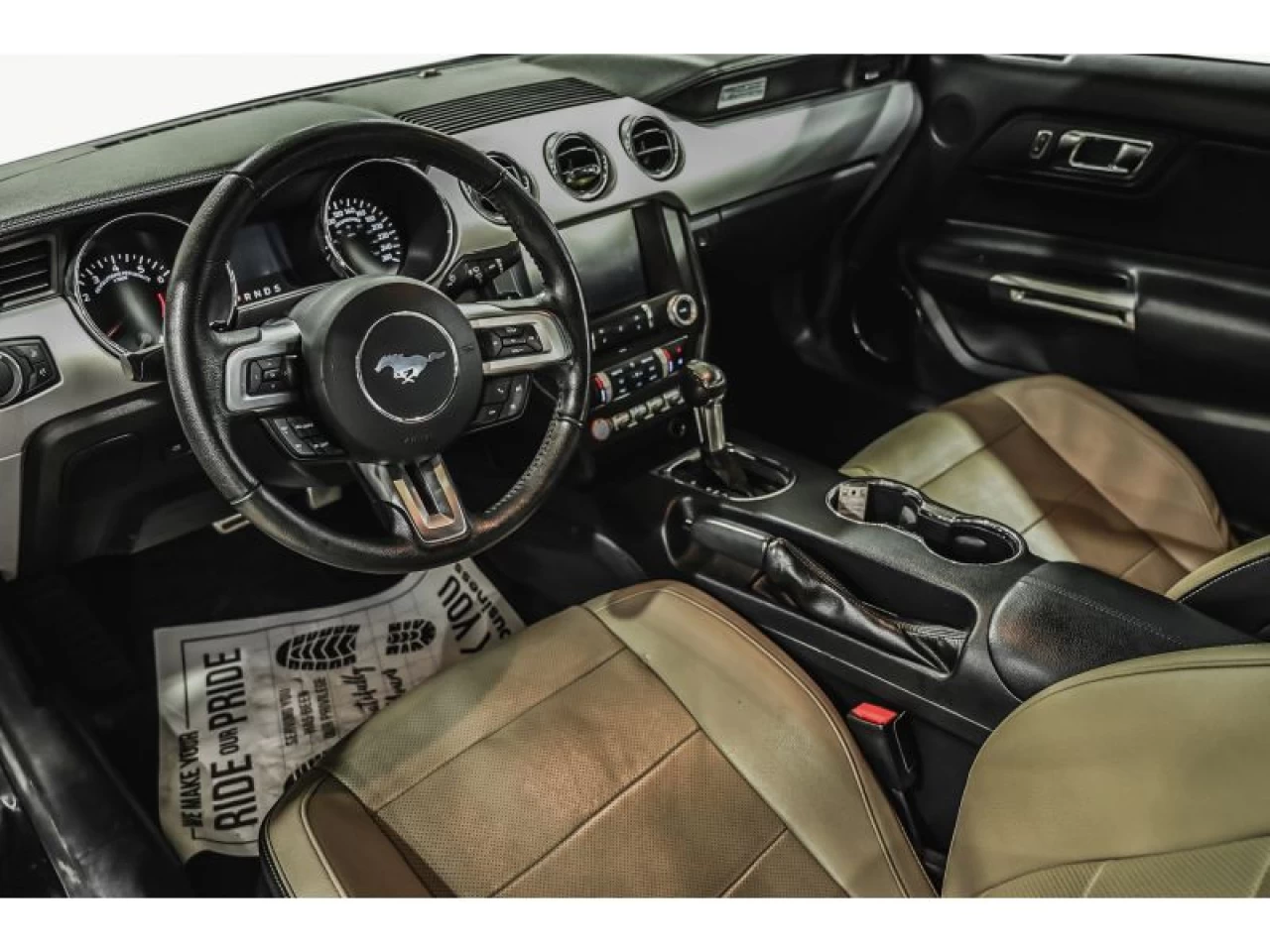 2015 Ford Mustang 2dr Conv EcoBoost Premium Main Image