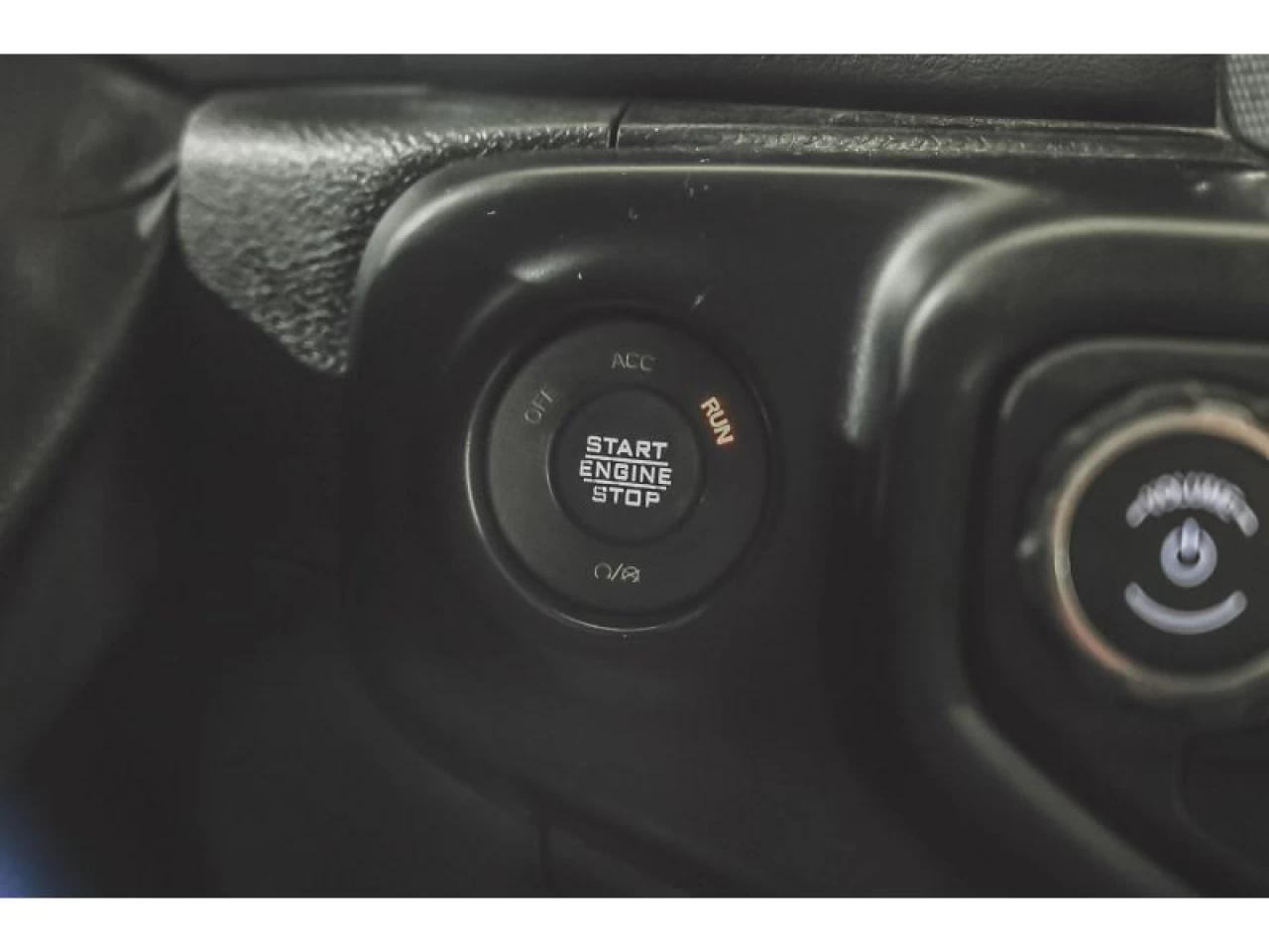 2021 Jeep Wrangler 4xe Unlimited Sahara GROUPE TEMPS FROID Main Image