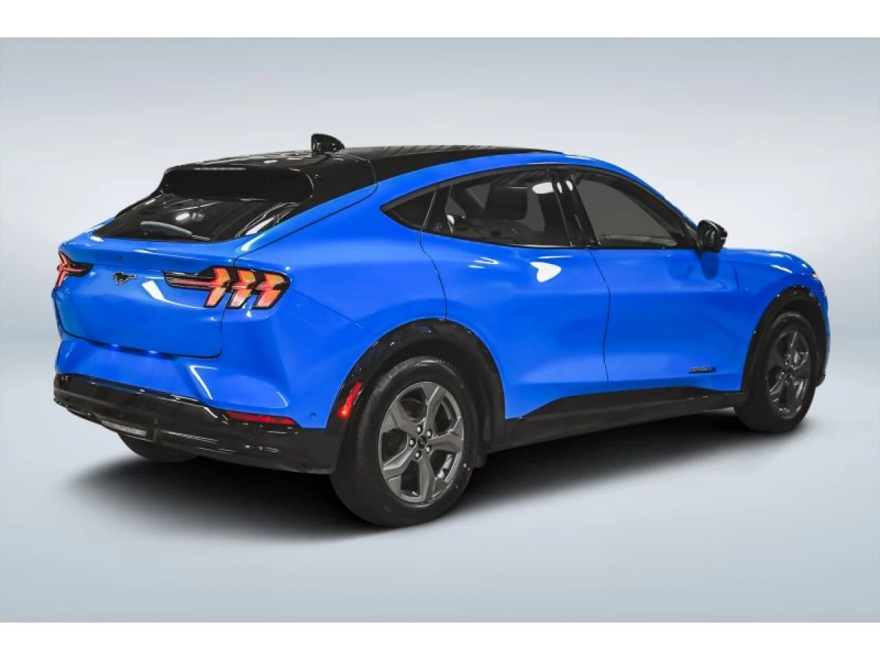 2024 Ford Mustang Mach-E Premium AWD LONGUE AUTONOMIE TOIT PANORAMIQUE Image principale