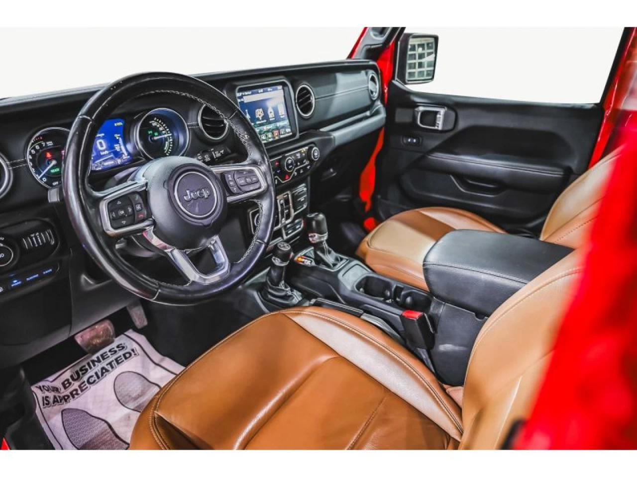 2021 Jeep Wrangler 4XE Unlimited Sahara 4x4 GROUPE REMORQUAGE 2 TOITS Image principale