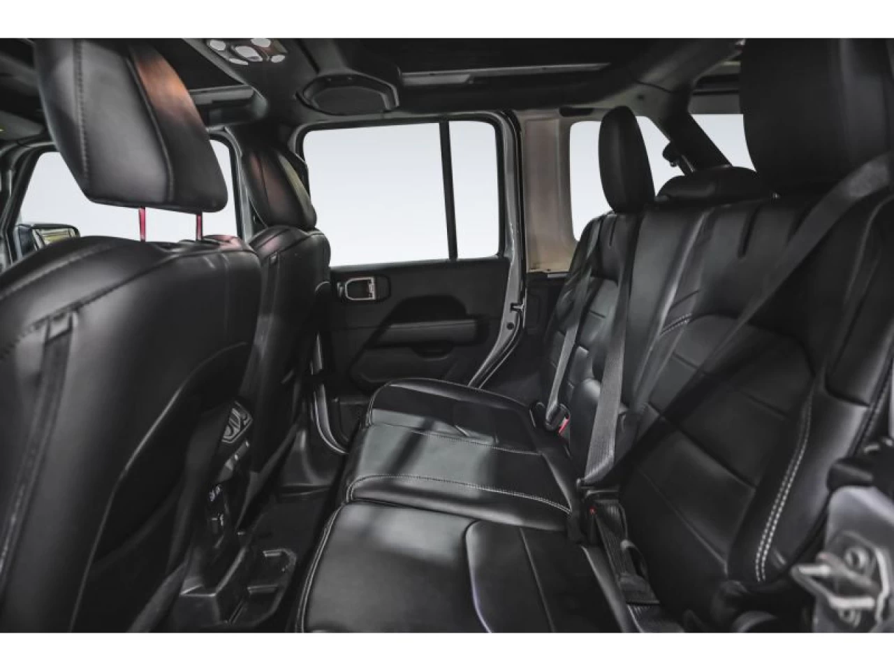 2023 Jeep Wrangler 4xe Sahara 4x4 TOIT SKY ONE-TOUCH Image principale
