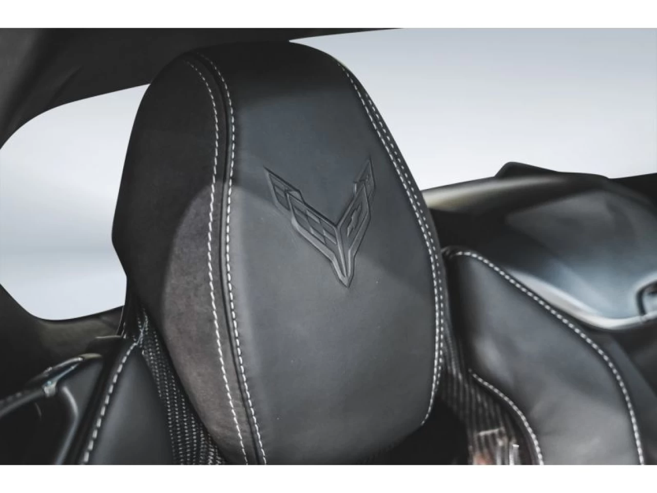 2023 Chevrolet Corvette 2LT Z51 PACKAGE Z51 SUSPENSION CERAMIC GREY Image principale