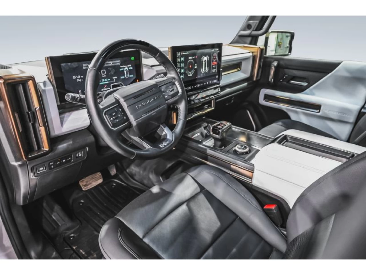 2024 GMC HUMMER EV SUV e4WD 4dr 3X Main Image