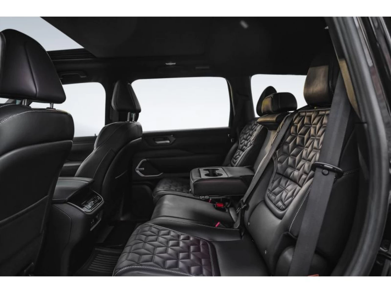 2025 Nissan Armada Platinum 4X4 FULL Image principale