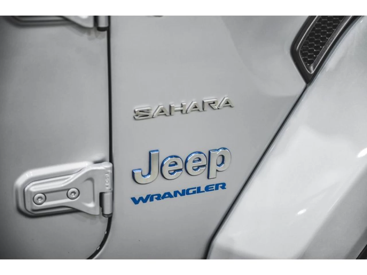 2023 Jeep Wrangler 4xe Sahara 4x4 TOIT SKY ONE-TOUCH Main Image