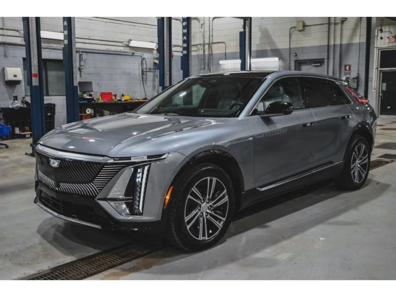 2024 Cadillac LYRIQ Luxury 2 AWD Image principale