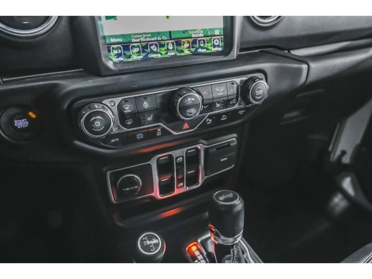 2021 Jeep Wrangler 4XE Unlimited Sahara 4X4 SKY ONE-TOUCH COLD WEATHE Main Image