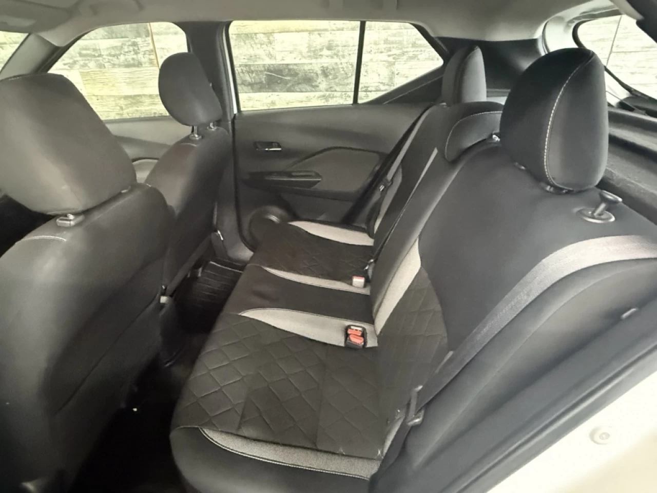 2019 Nissan Kicks SV Bluetooth sieges chauffant commande au volant** Image principale